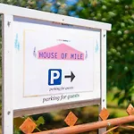 House Of Mile 3* Zadar