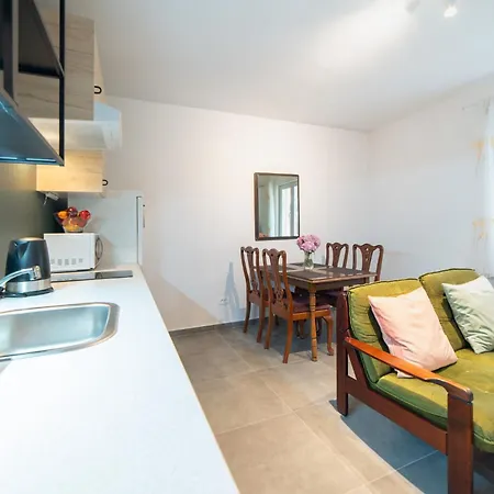 House Of Mile Pensionat Zadar